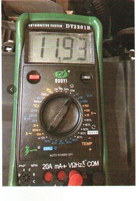 本田雅阁混动CR6左前事故维修后仪表显示“检查充电系统”故障分析与电压测量指南